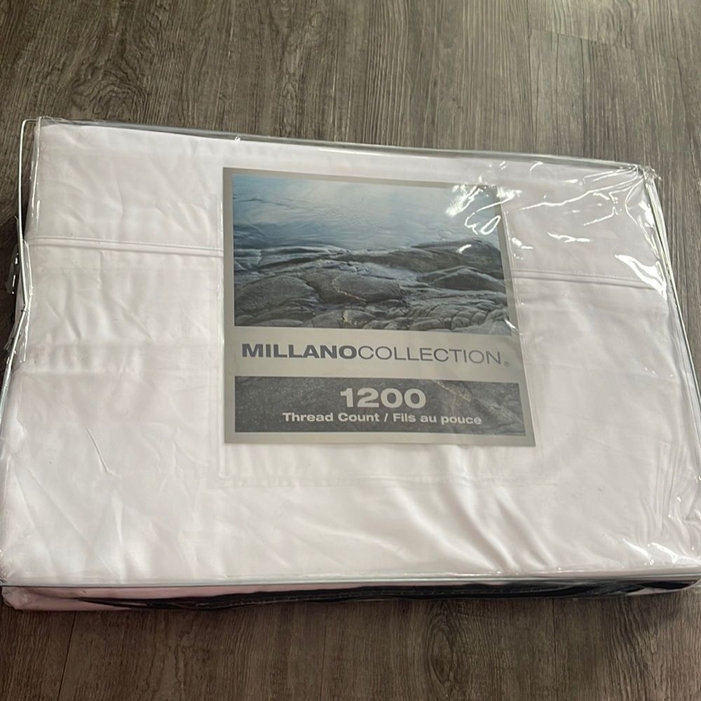 4 Piece Sheet Set- 85% Polyester, 15% Cotton- Double Size, White Color